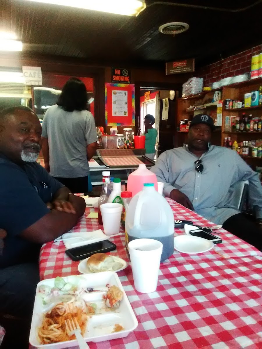 Mc Clelland Cafe & Grocery